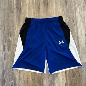 Under Armour Boys Medium Shorts